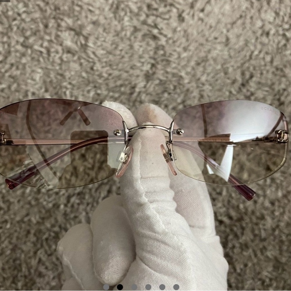 Chanel 4002 Rimlesss  Sunglasses - Picture 3 of 8